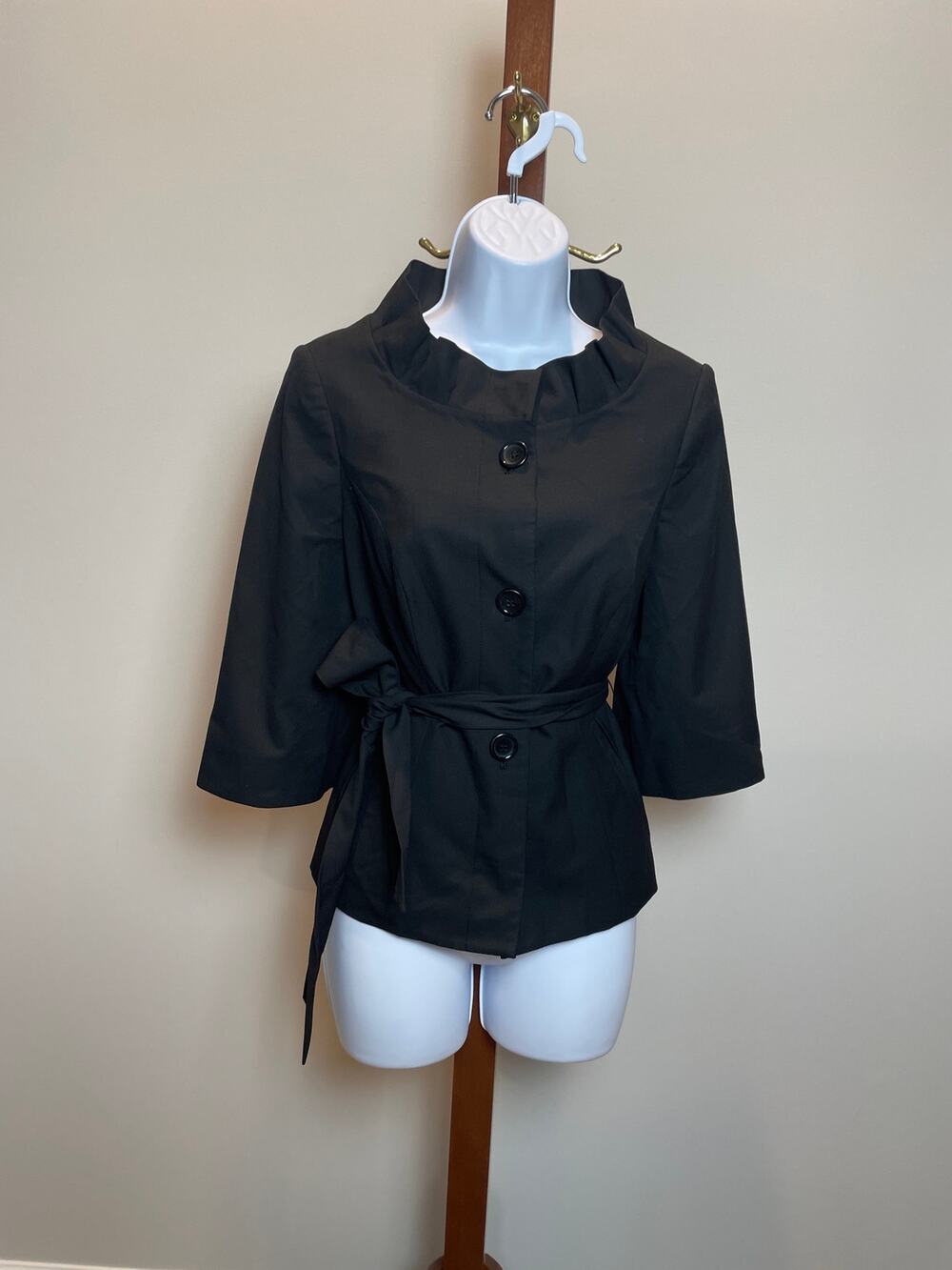 The Limited Black Single‑Breasted Ruffle Neck Blazer Size S
